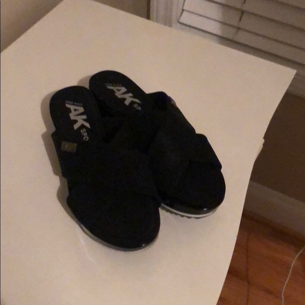Black slip ins